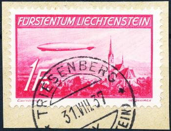 Thumb-2: F14-F15 - 1936, Zeppelin sur le Liechtenstein