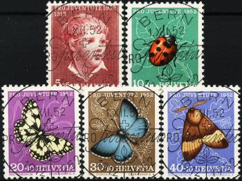 Thumb-1: J143-J147 - 1952, Portrait d'un garçon et d'insectes